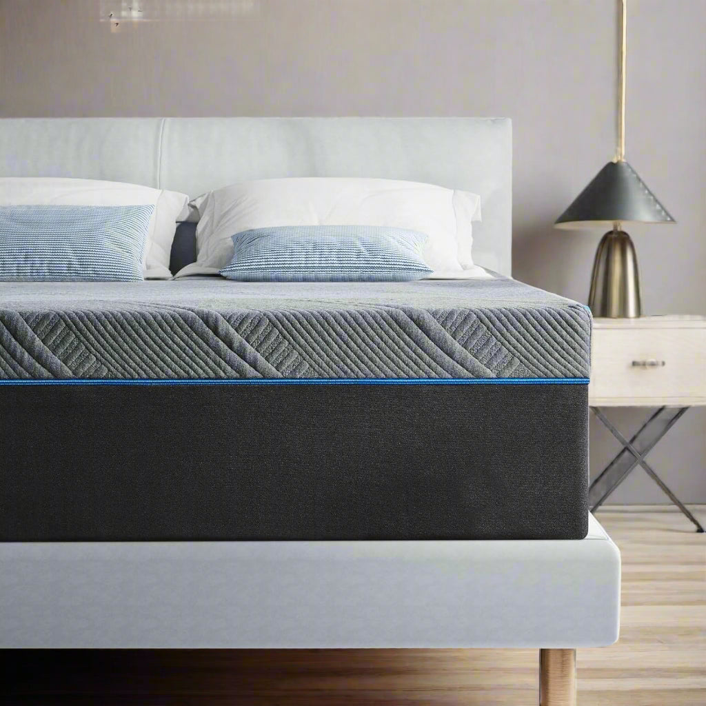 King Size 10" Memory Foam Mattress with Medium Firm Feel Cooling Quilt