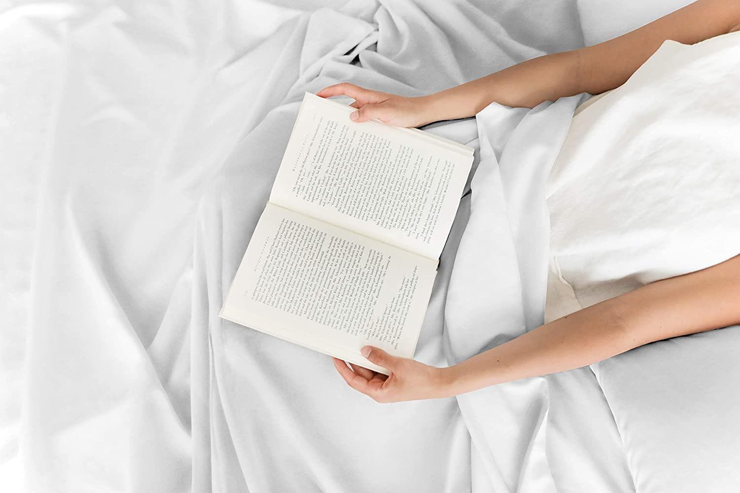 Bamboo Sheets - Cooling and Breathable Sheets Bamboo Blend Sheet Set for Hot Sleepers to Stay Cool (Twin, Double, Queen, King White) - DirectBed | Mattress Stores Hamilton, Niagara Falls, St Catharines, Stoney Creek, Burlington, Oakville, Ancaster