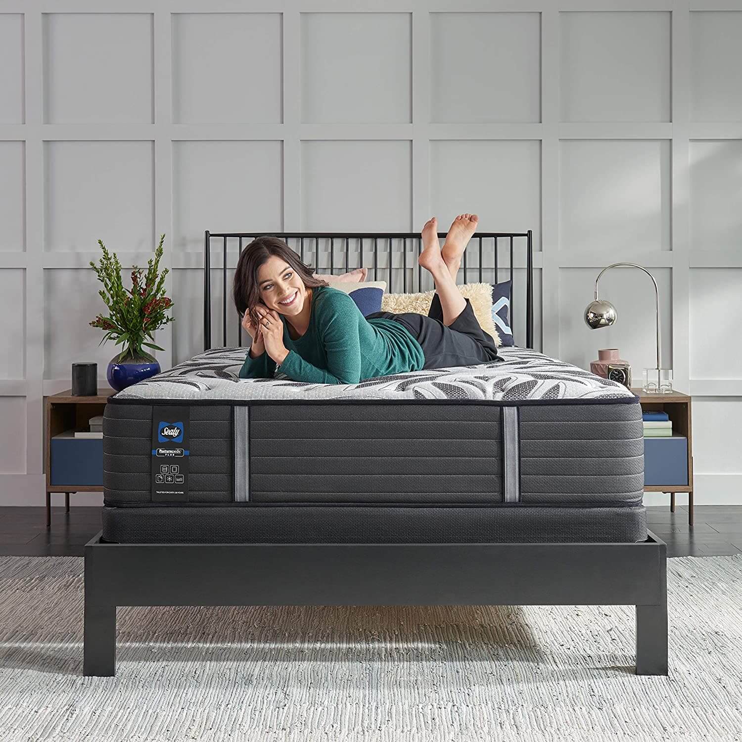 Sealy 12" Posturepedic® Plus 900 Series TT Extra Firm Sunkissed Mattress - DirectBed | Mattress Stores Hamilton, Niagara Falls, St Catharines, Stoney Creek, Burlington, Oakville, Ancaster