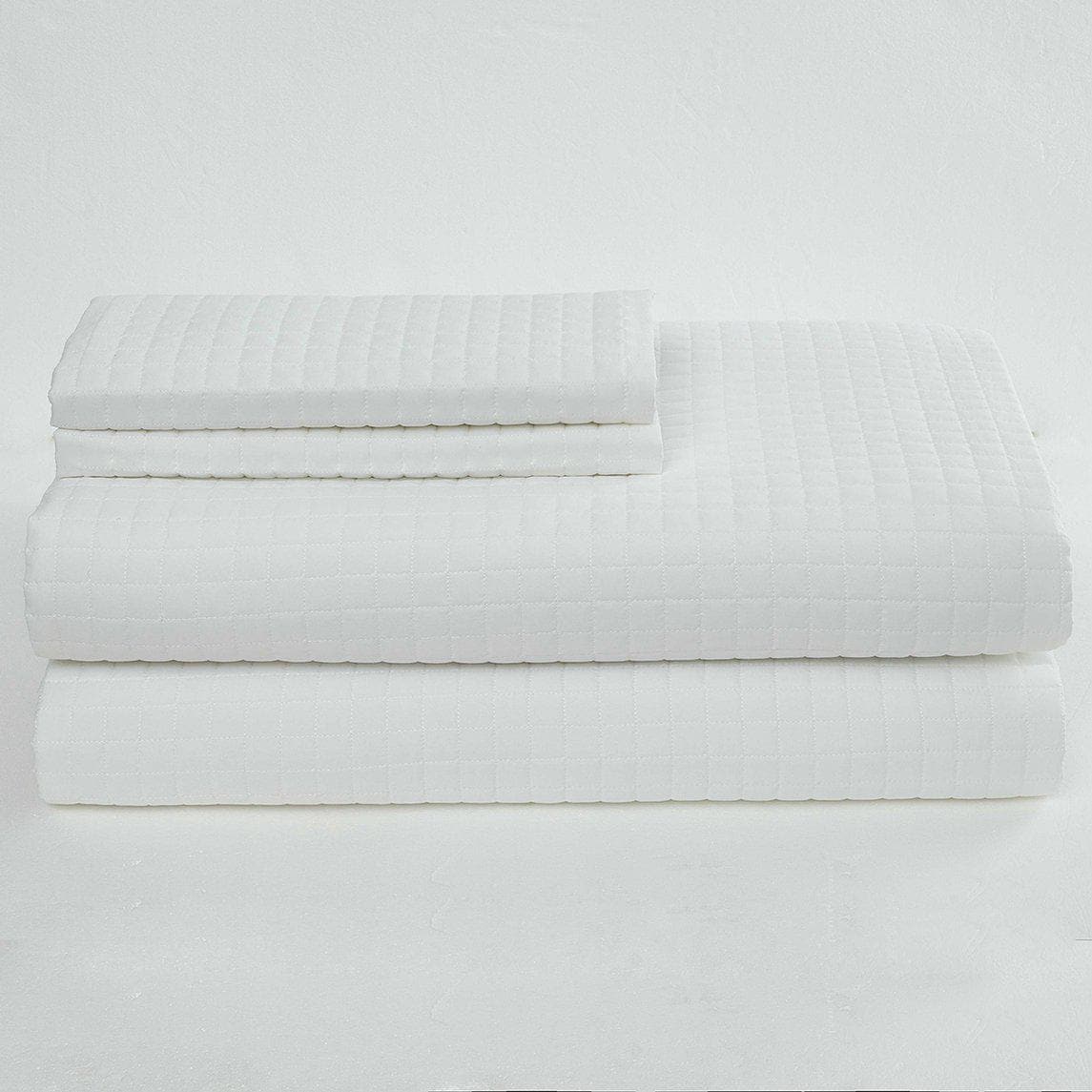 Classic 3 Piece Quilt Set - DirectBed